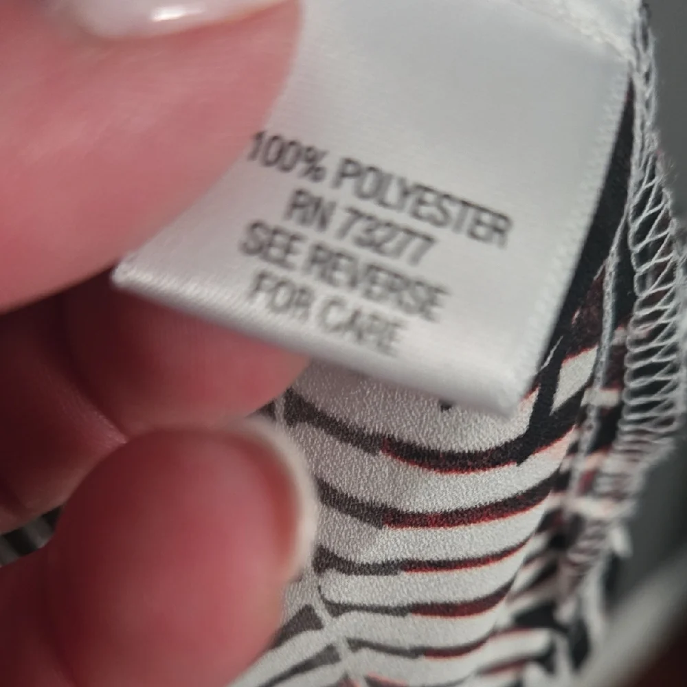 Apt. 9 Pink and Black Patterned Camisole - Picture 3 of 4